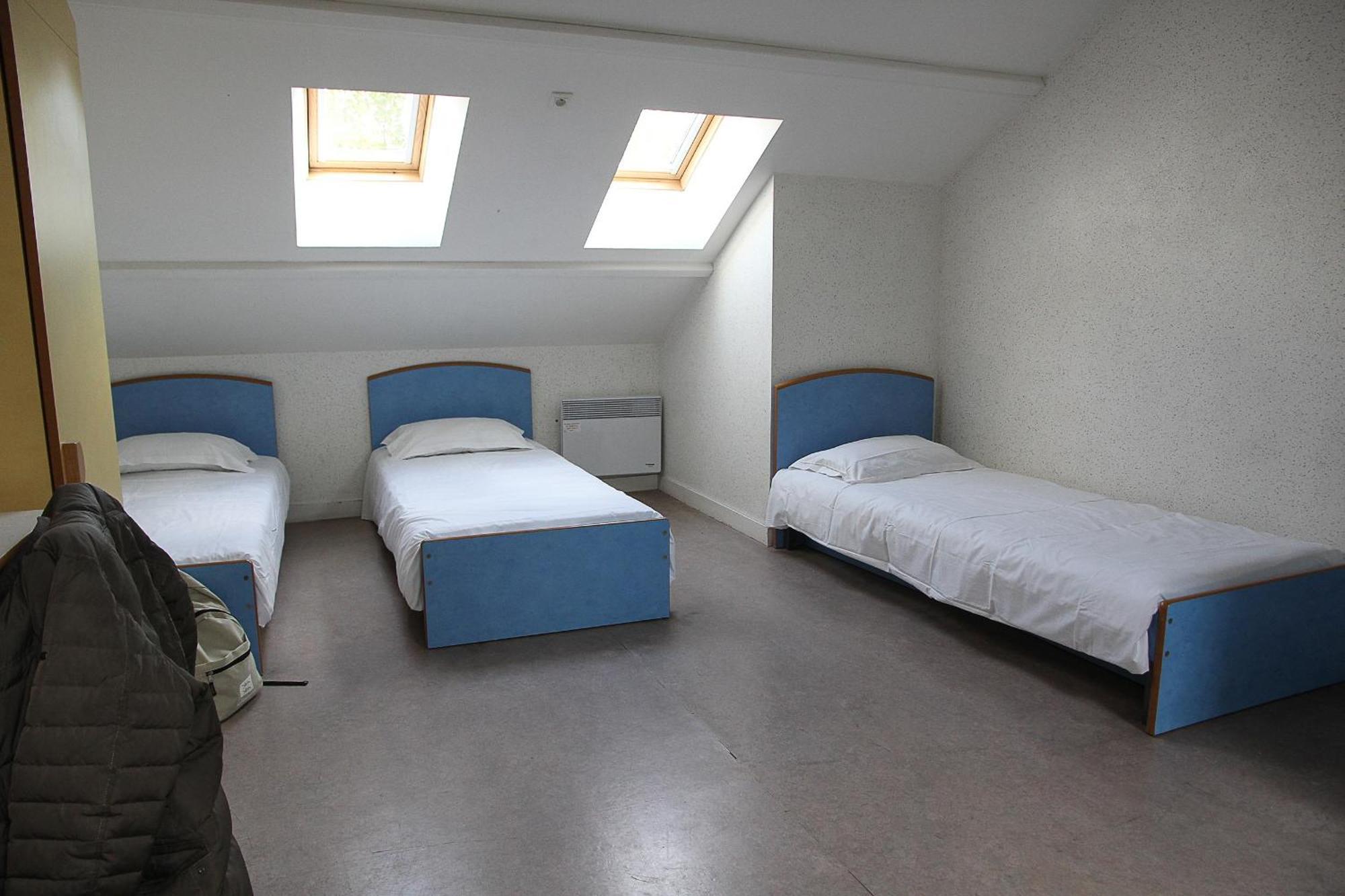 Auberge De Jeunesse Hi Genêts Eksteriør billede